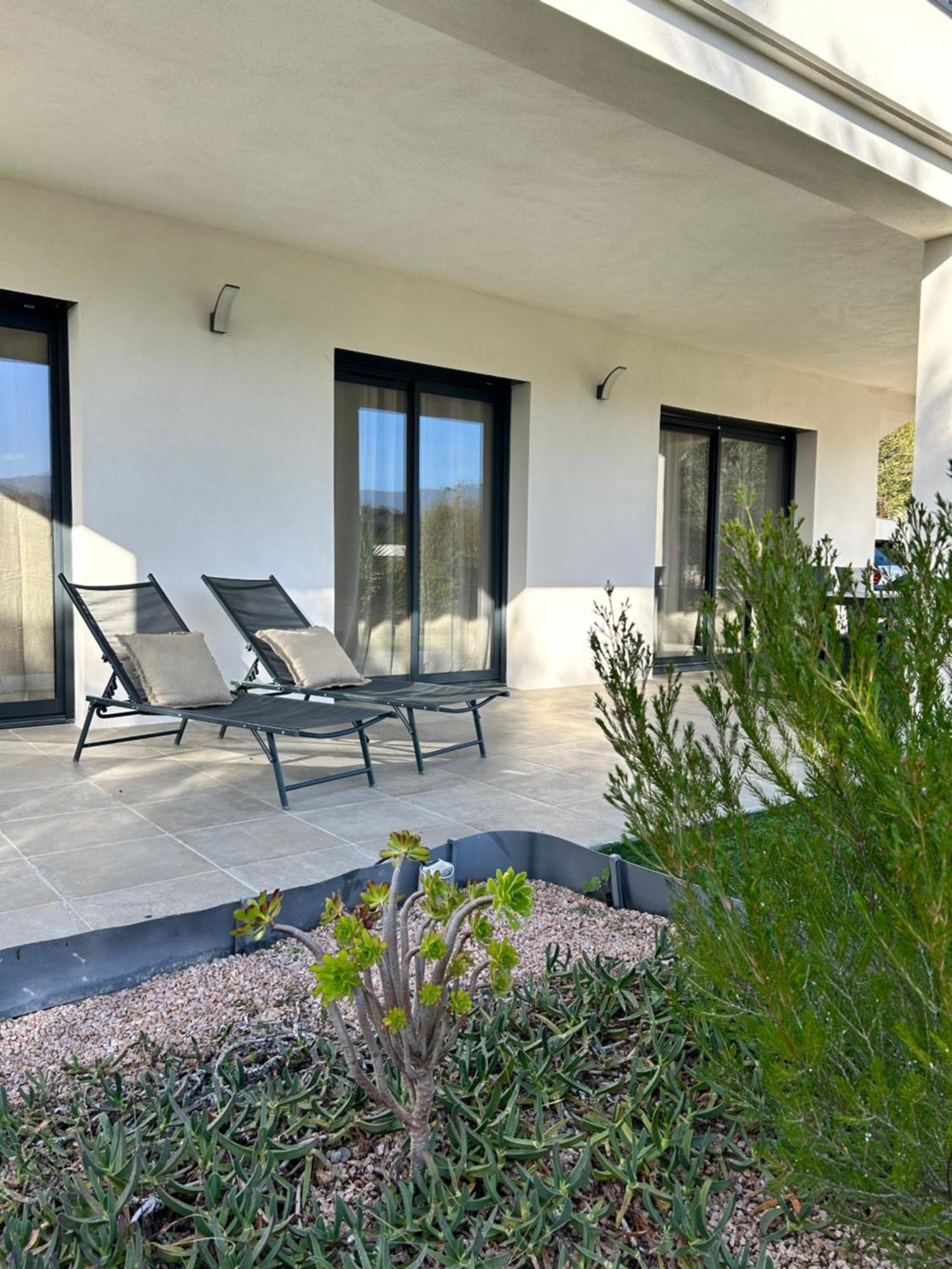 Bas De Villa Avec Jardin Idealement Situe Entre Ajaccio Et Porticcio Bastelicaccia Dış mekan fotoğraf