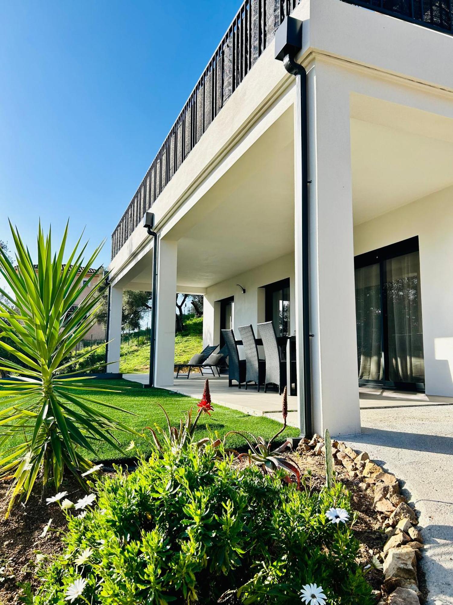 Bas De Villa Avec Jardin Idealement Situe Entre Ajaccio Et Porticcio Bastelicaccia Dış mekan fotoğraf